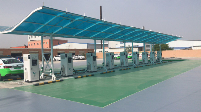 最新の会社の事例について Yecheng、新彊の120KW DCの充電ステーション
